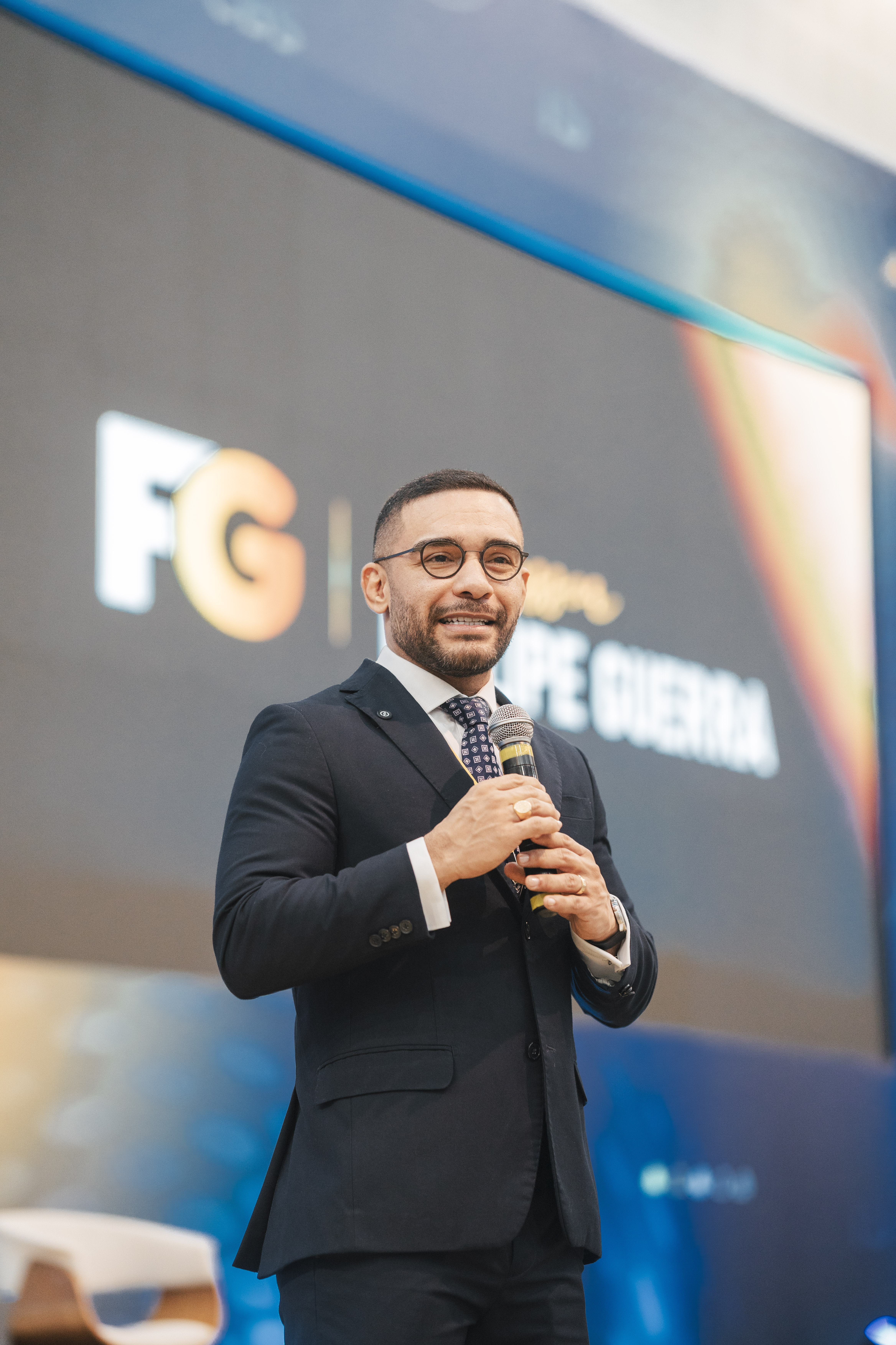 Prof. Fellipe Guerra